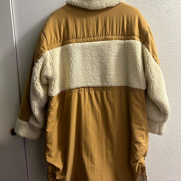 Anthropologie two toned, toned coat fresh from the dry cleaners. - Picture 4 of 4